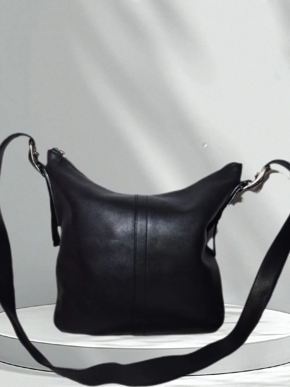 Vintage Coach Legacy slim hobo shoulder bag in black leather
